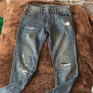 Old Navy Slim Jeans Distressed